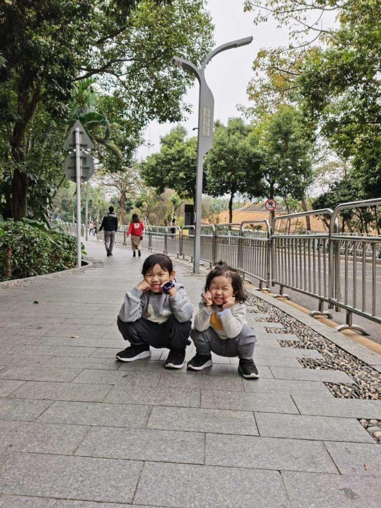 最新小學(xué)生愛(ài)國(guó)歌曲，唱響童年的愛(ài)國(guó)旋律